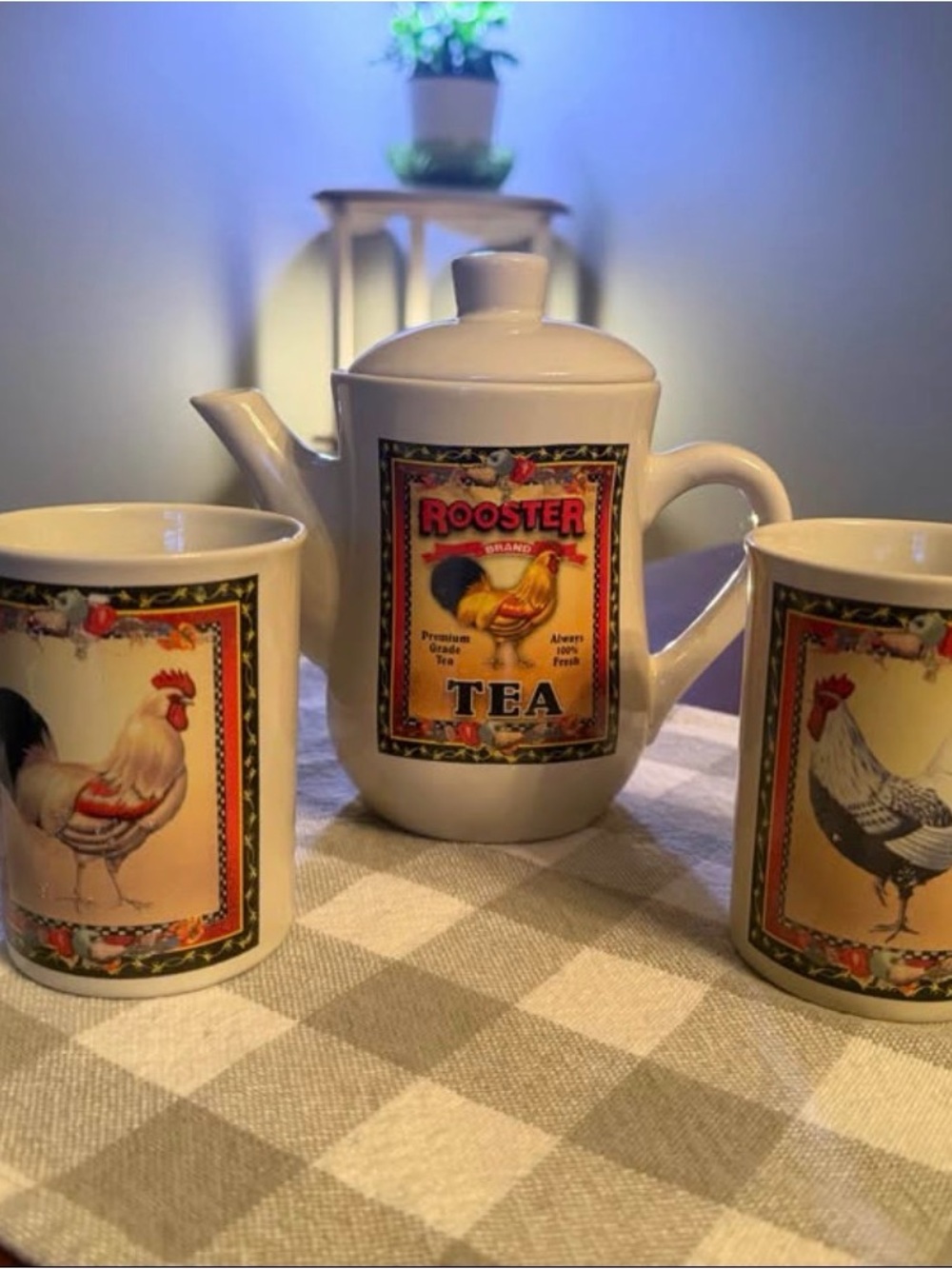 Vintage Bay Island  Rooster Tea Set in Cream and Red Accent